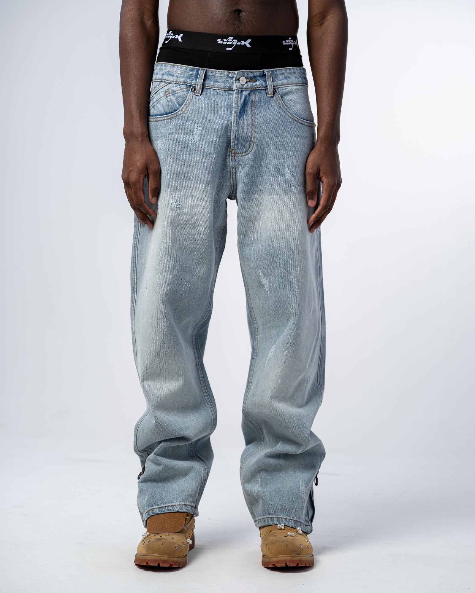 FLARE FIT ZIPPED JEANS [BLUE]