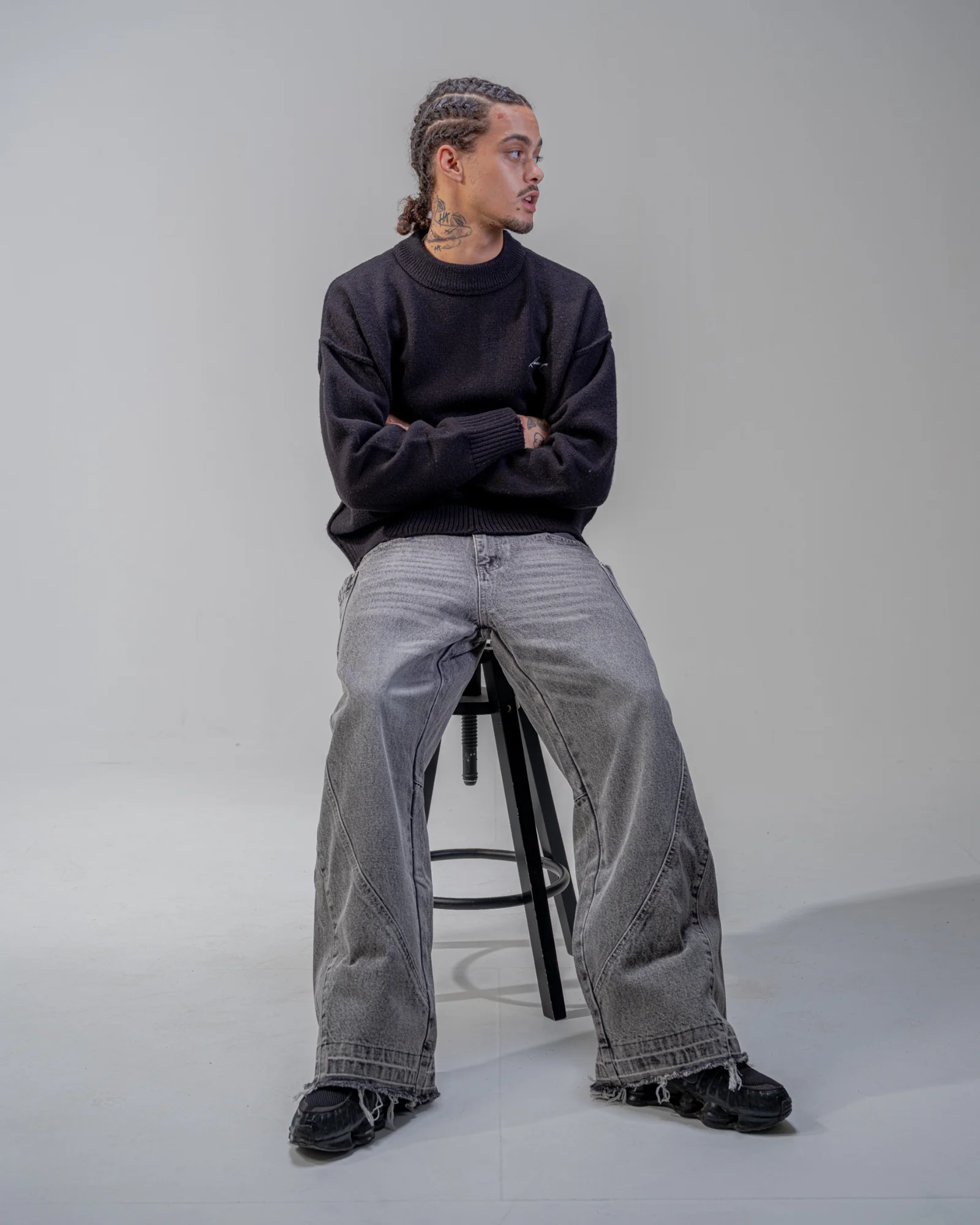 BAGGY FLARE JEANS [GREY]