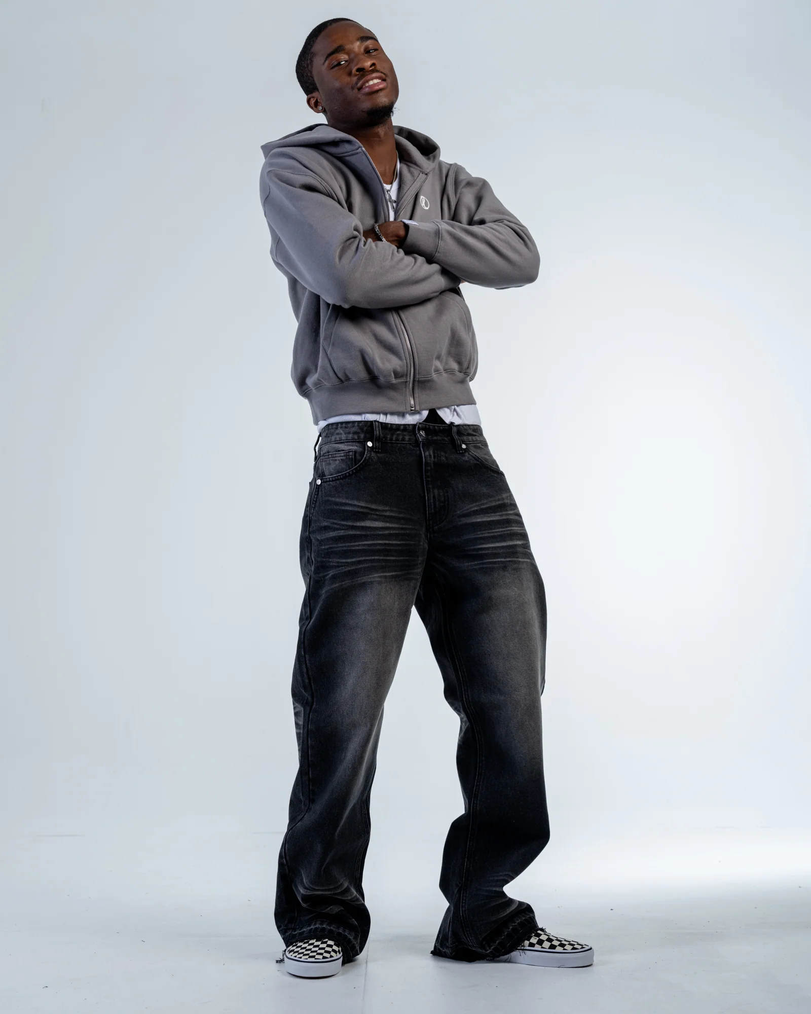 FLARE FIT JEANS [BLACK]