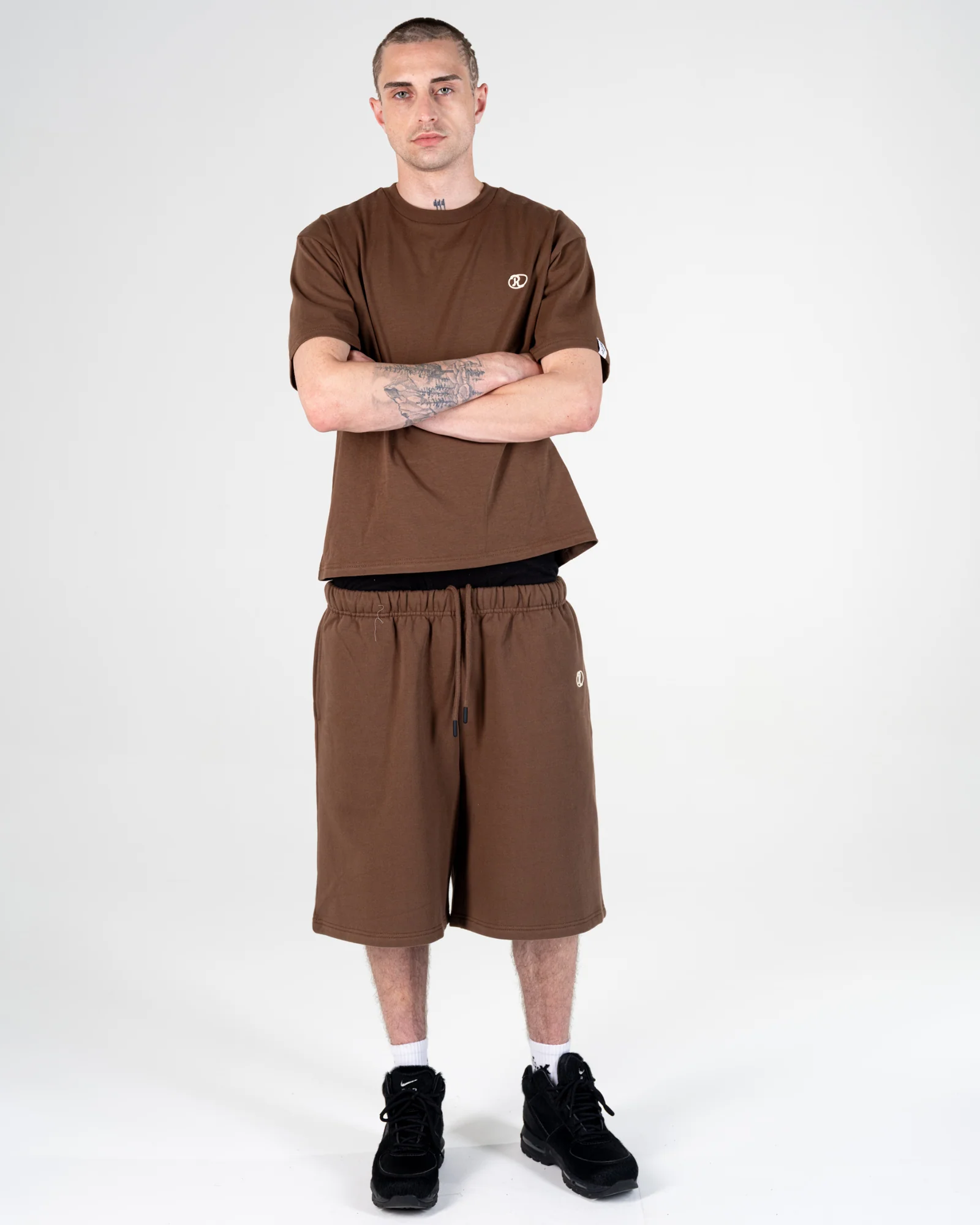 PREMIUM SHORT [MOCHA]