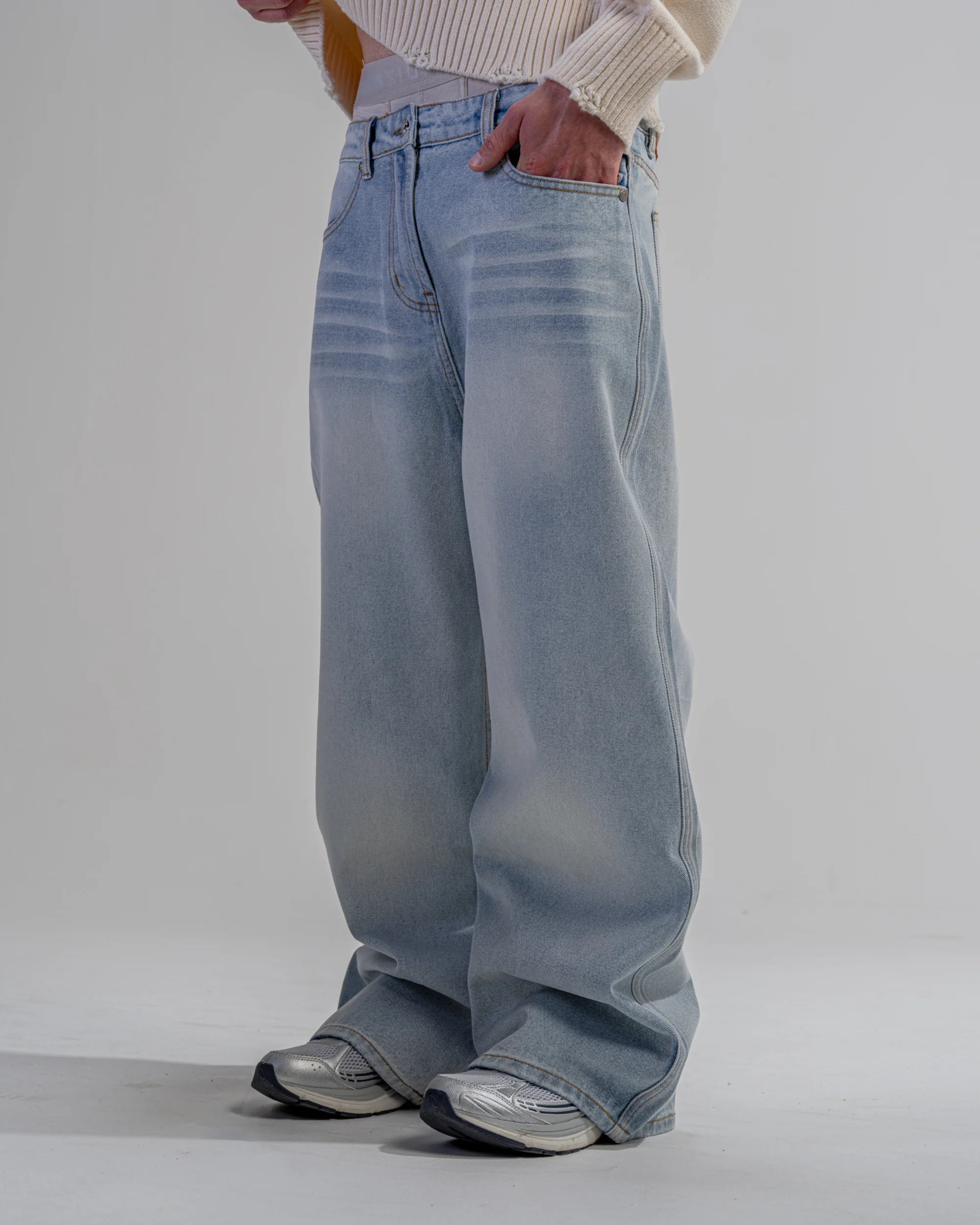 BAGGY FIT JEANS [BLUE]