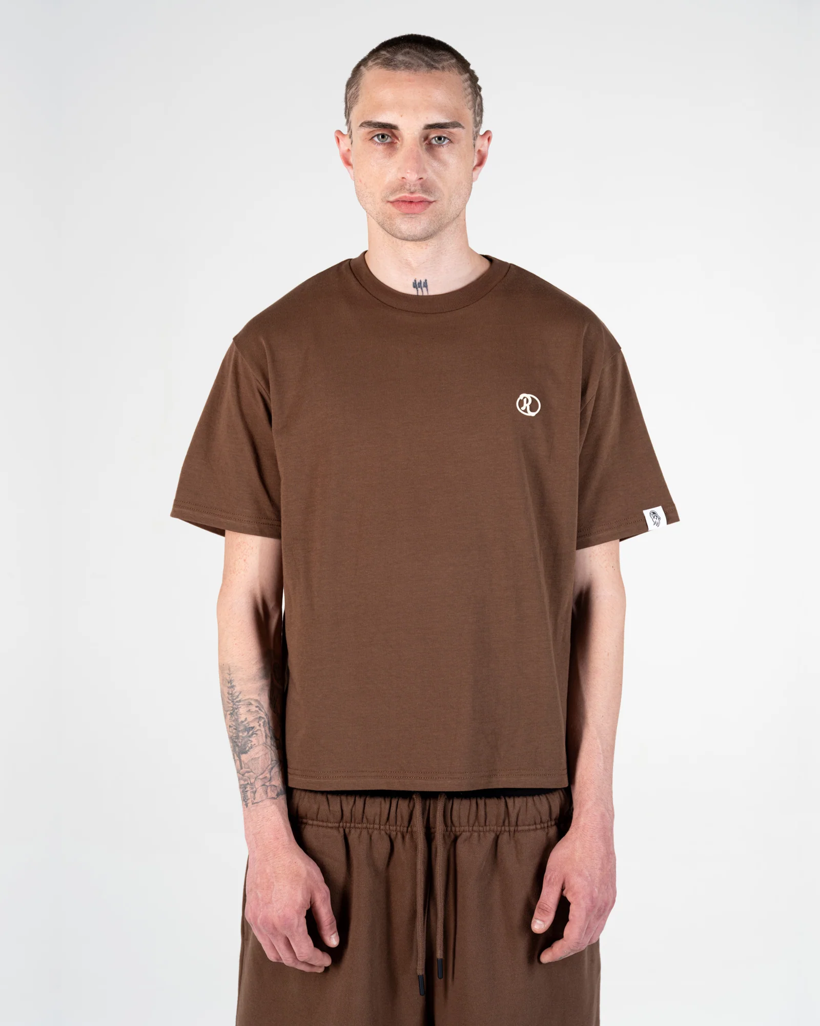 PREMIUM TEE [MOCHA]