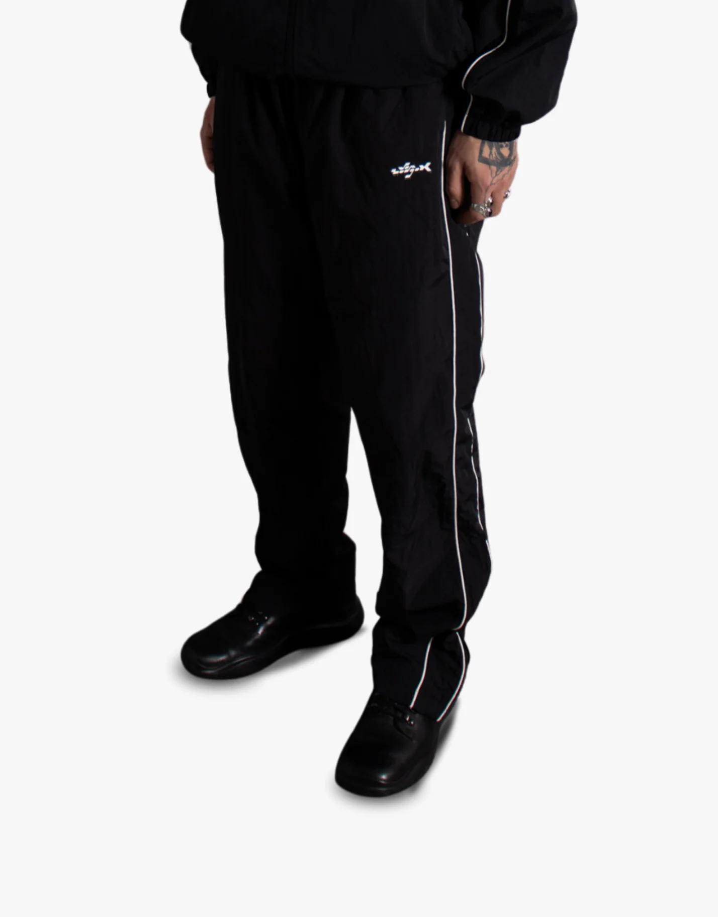 NYLON TROUSERS [BLACK]