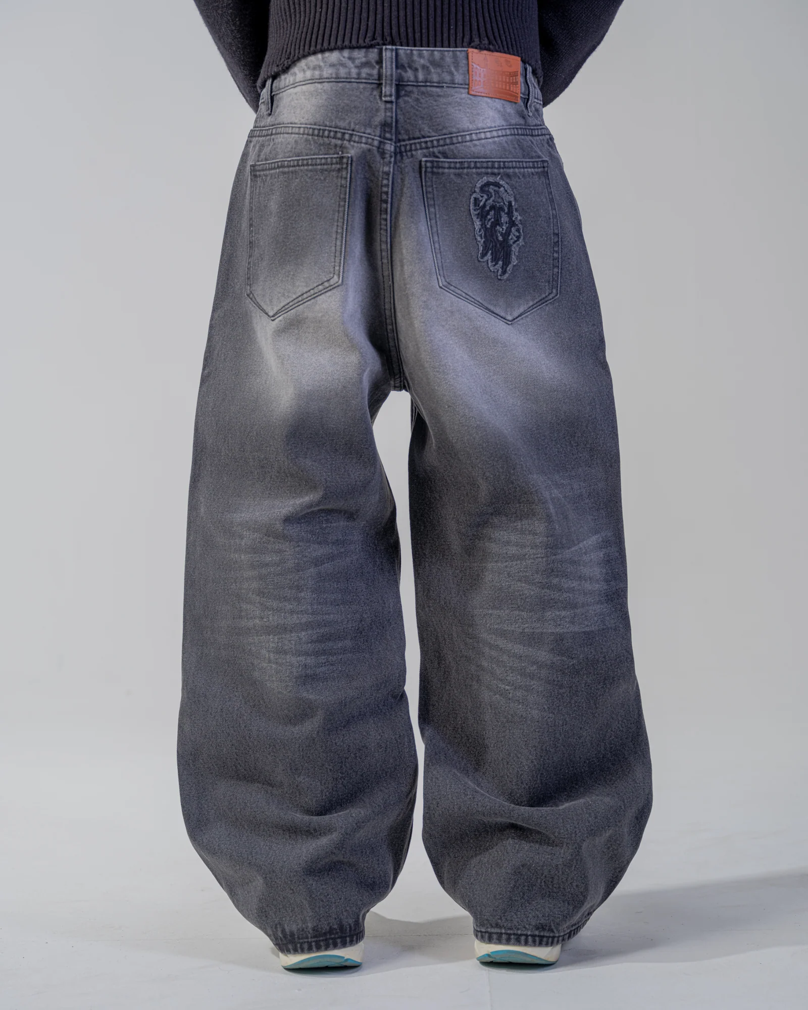BAGGY FIT JEANS [BLACK]
