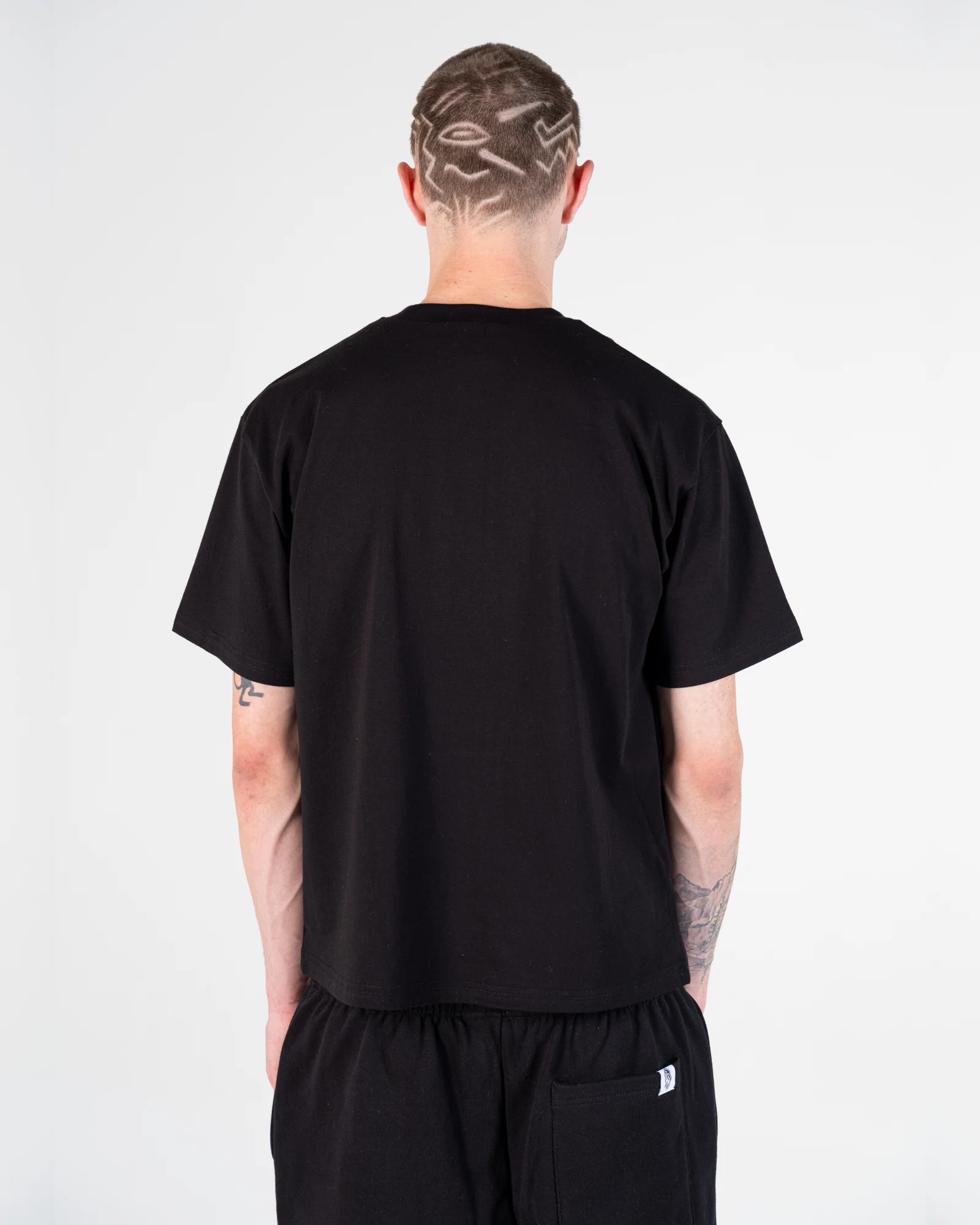 PREMIUM TEE [BLACK]