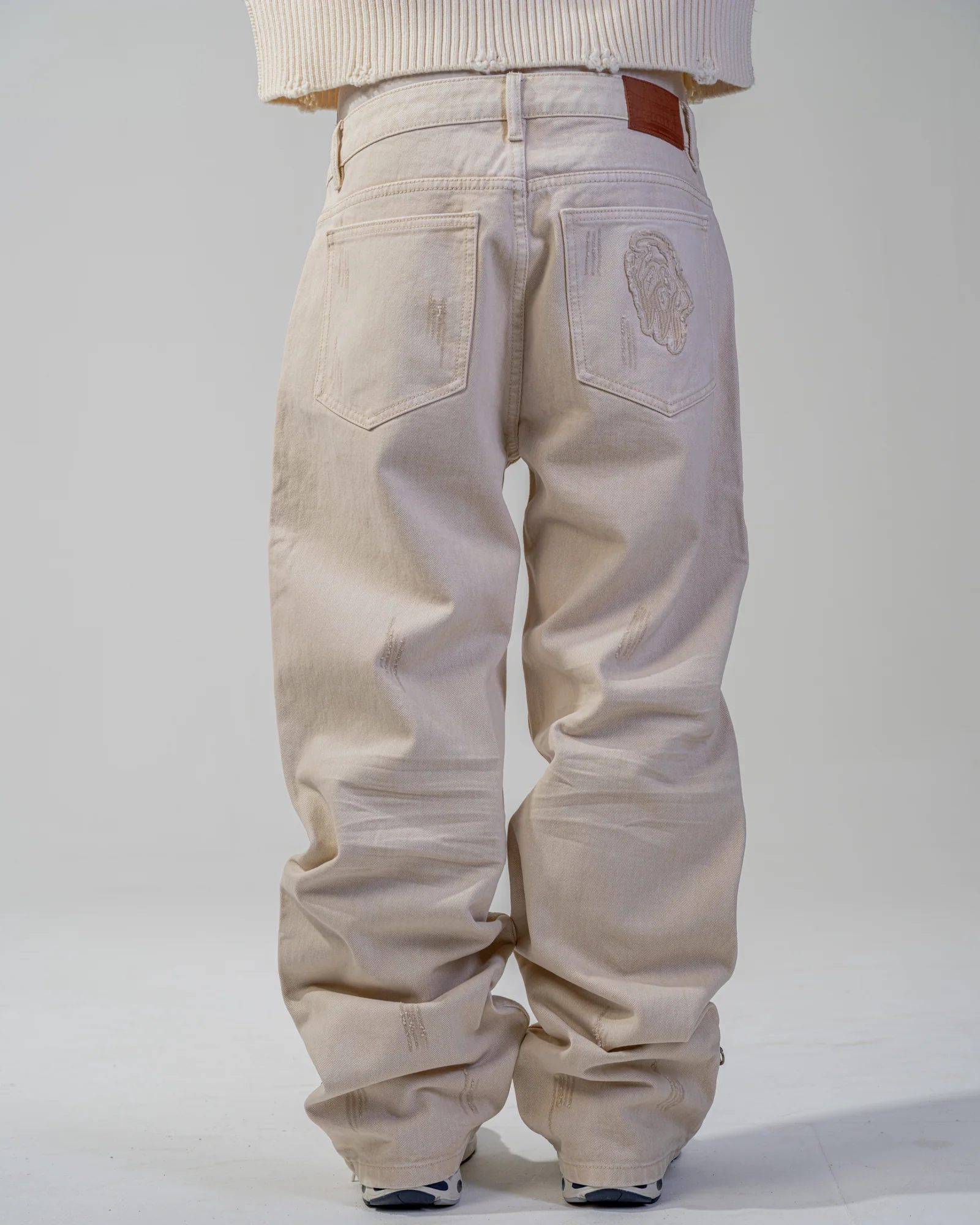 FLARE FIT ZIPPED JEAN [BEIGE]