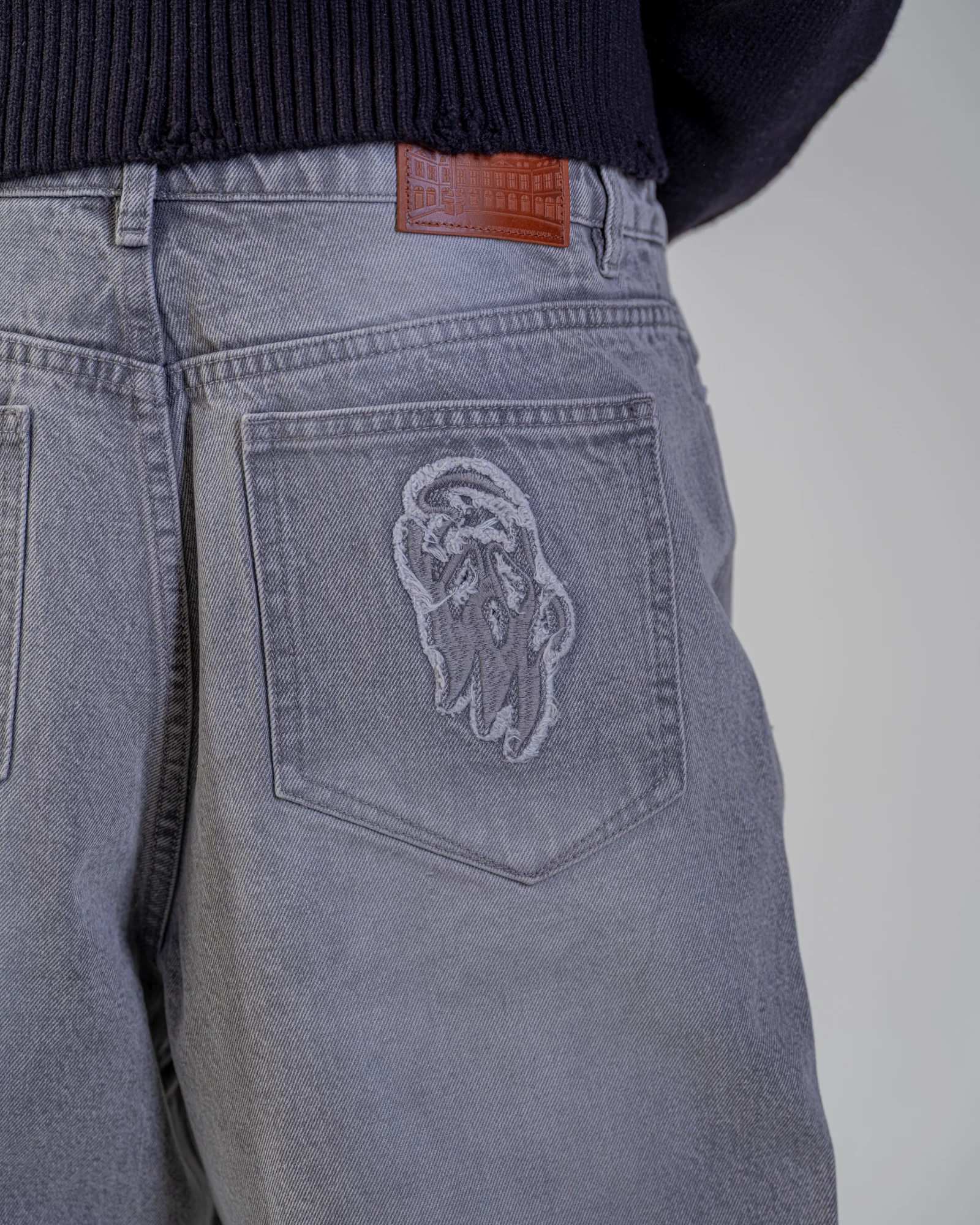 BAGGY FIT JEANS [GREY]