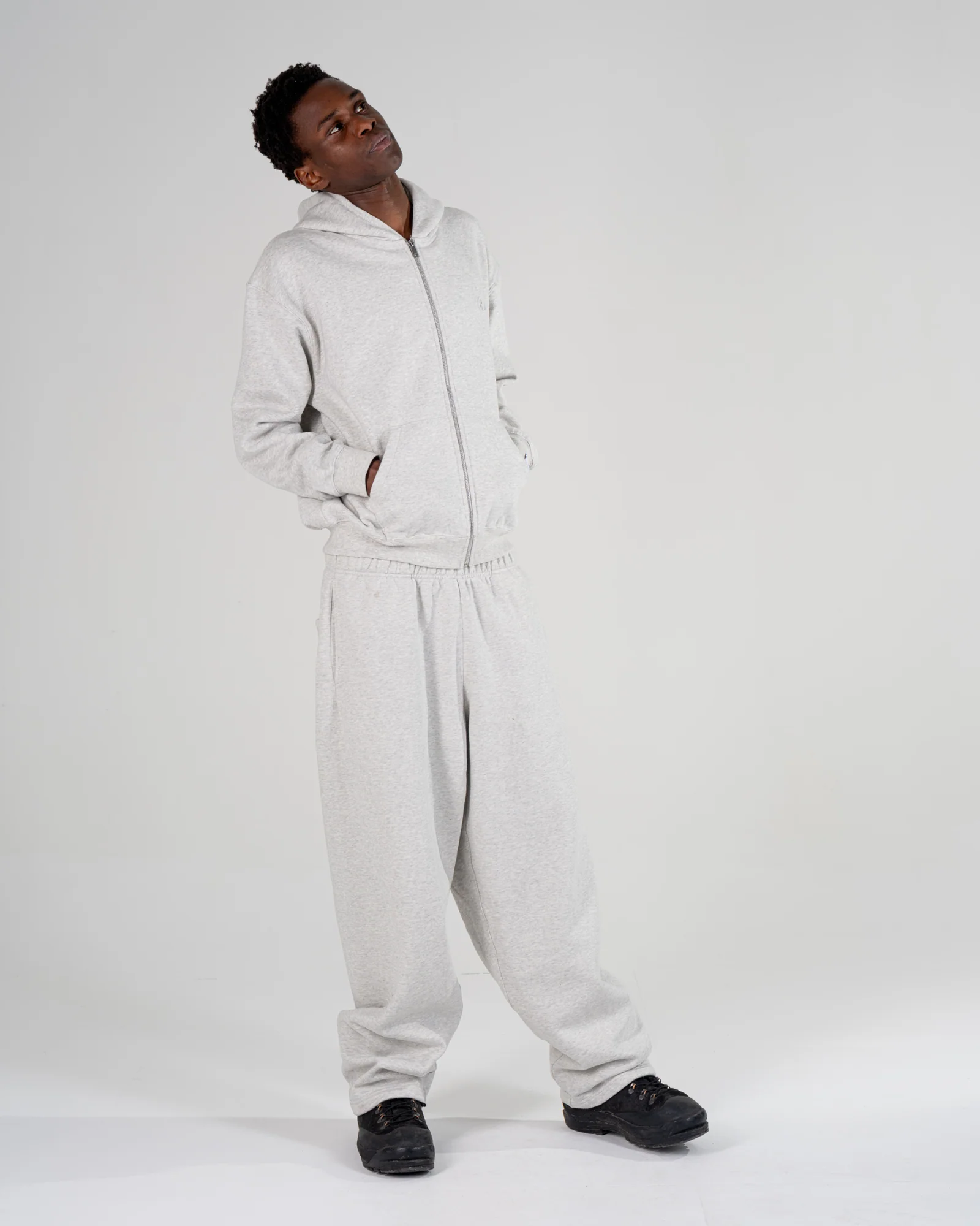 ZIP UP HOODIE [GREY]