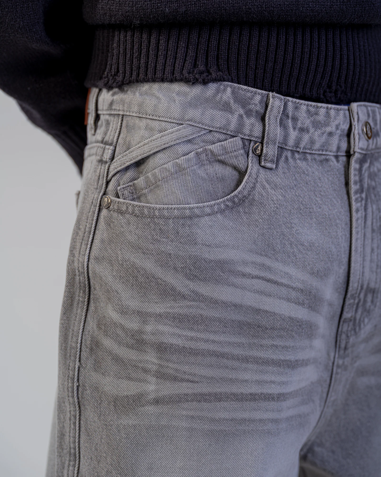 BAGGY FIT JEANS [GREY]