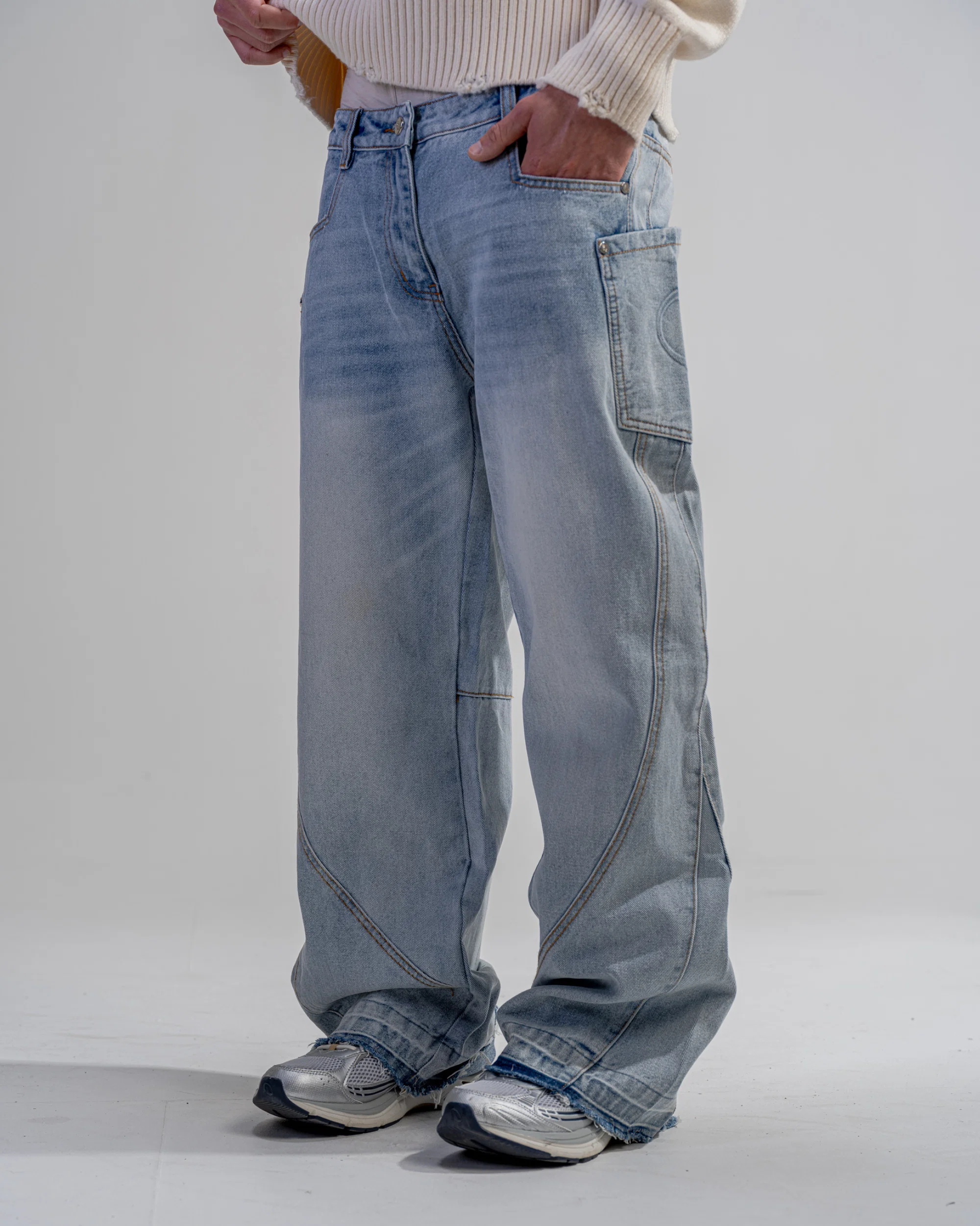 BAGGY FLARE JEANS [BLUE]