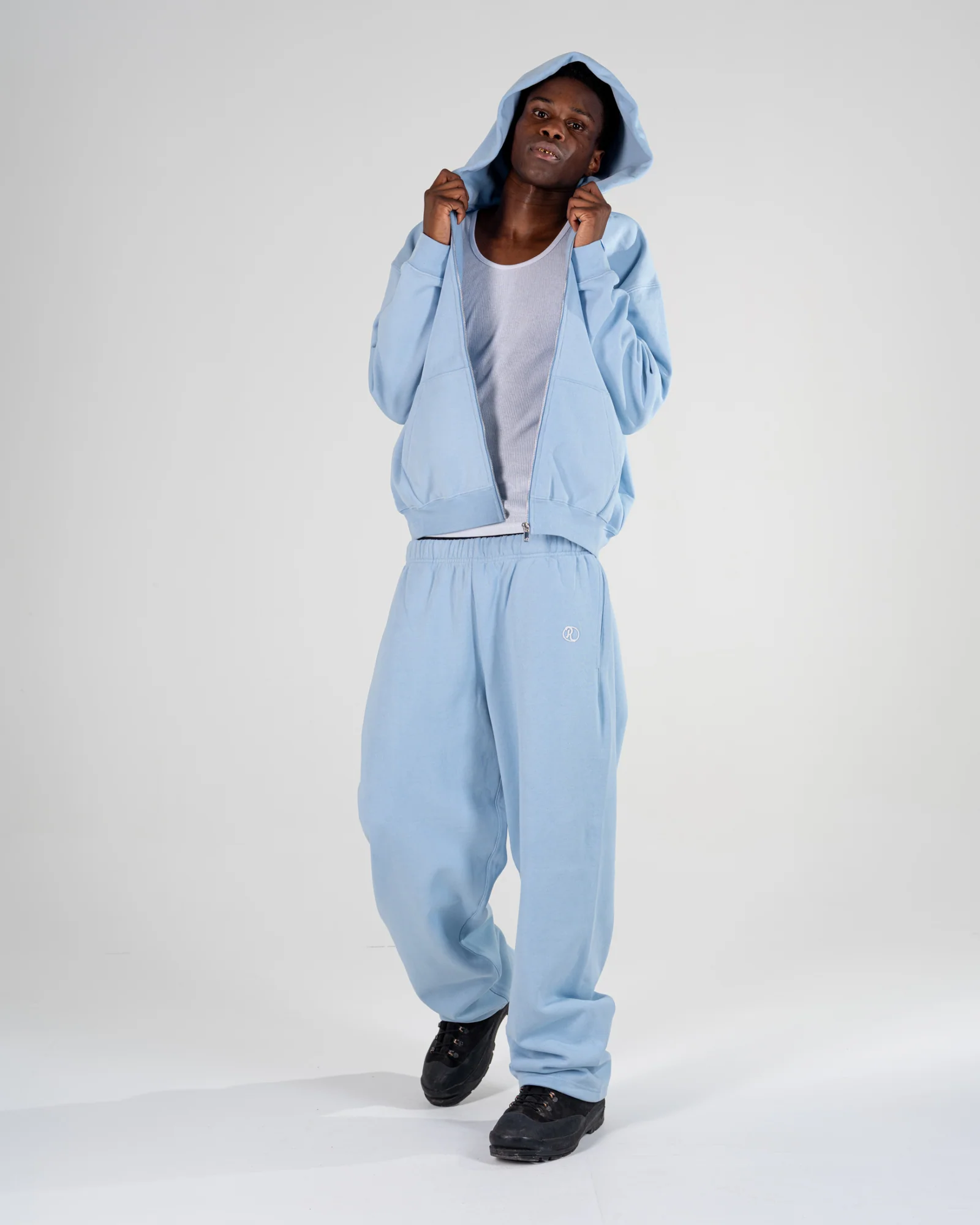 ZIP UP HOODIE [BABY BLUE]