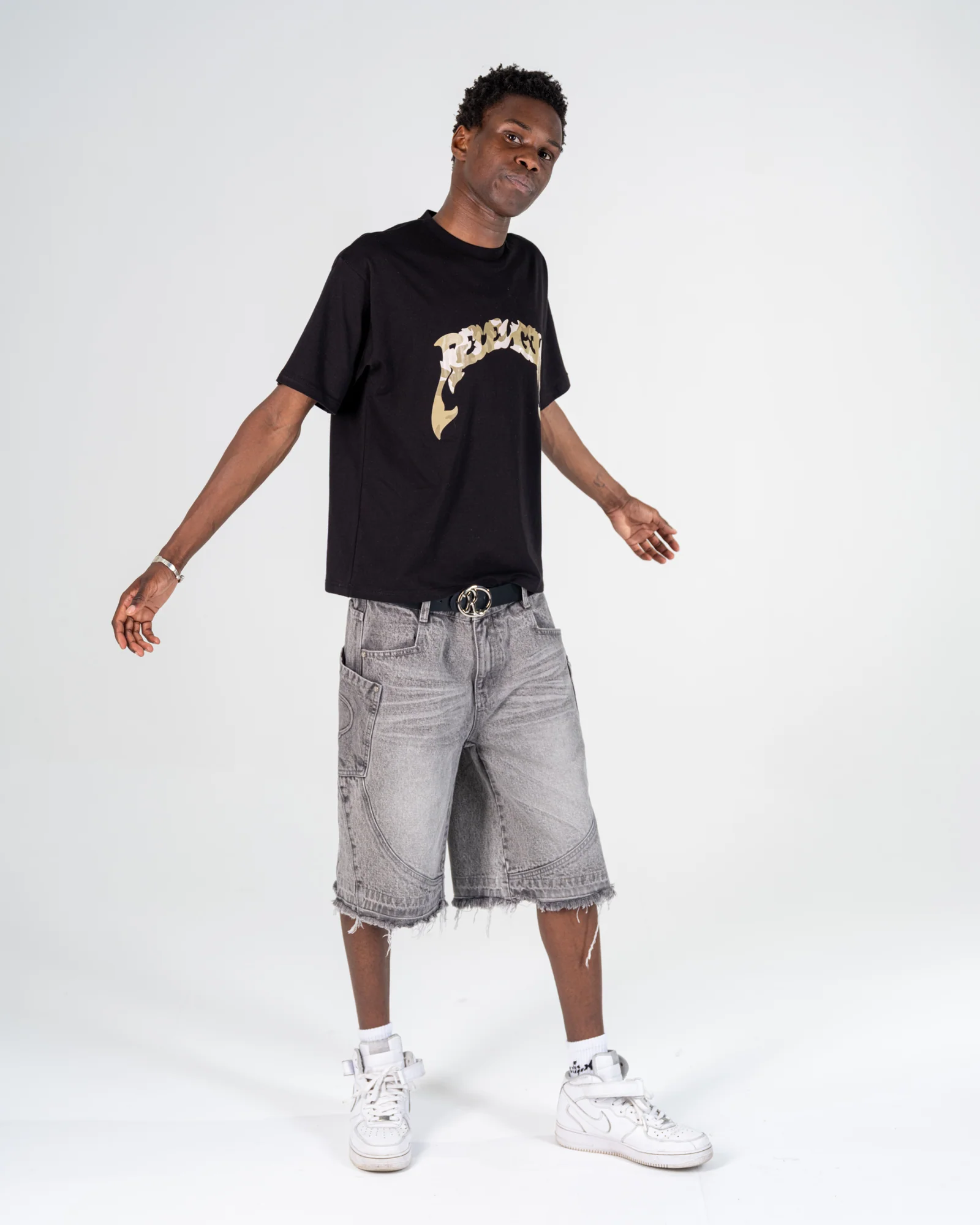 RIPPED BAGGY JORTS [GREY]