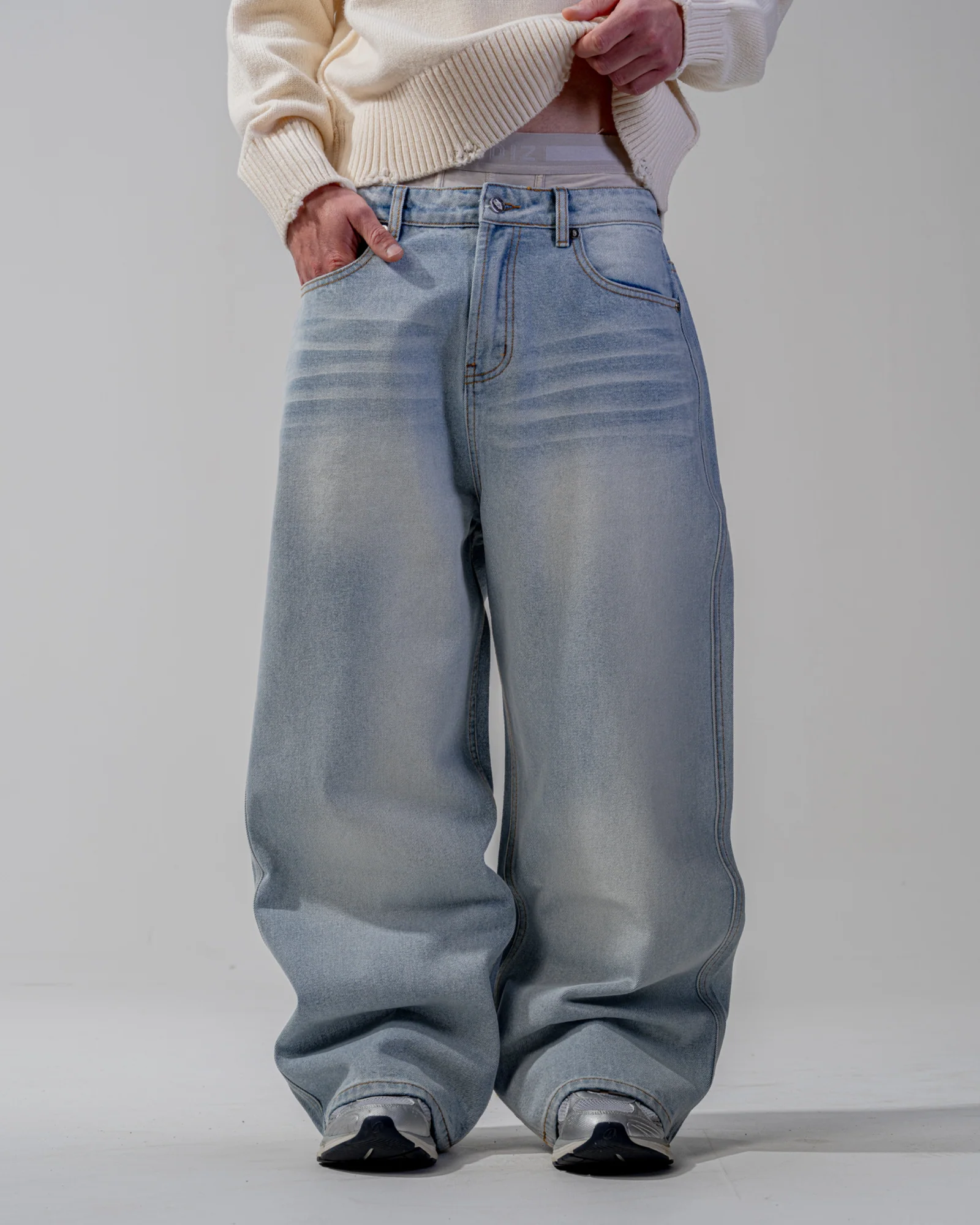 BAGGY FIT JEANS [BLUE]