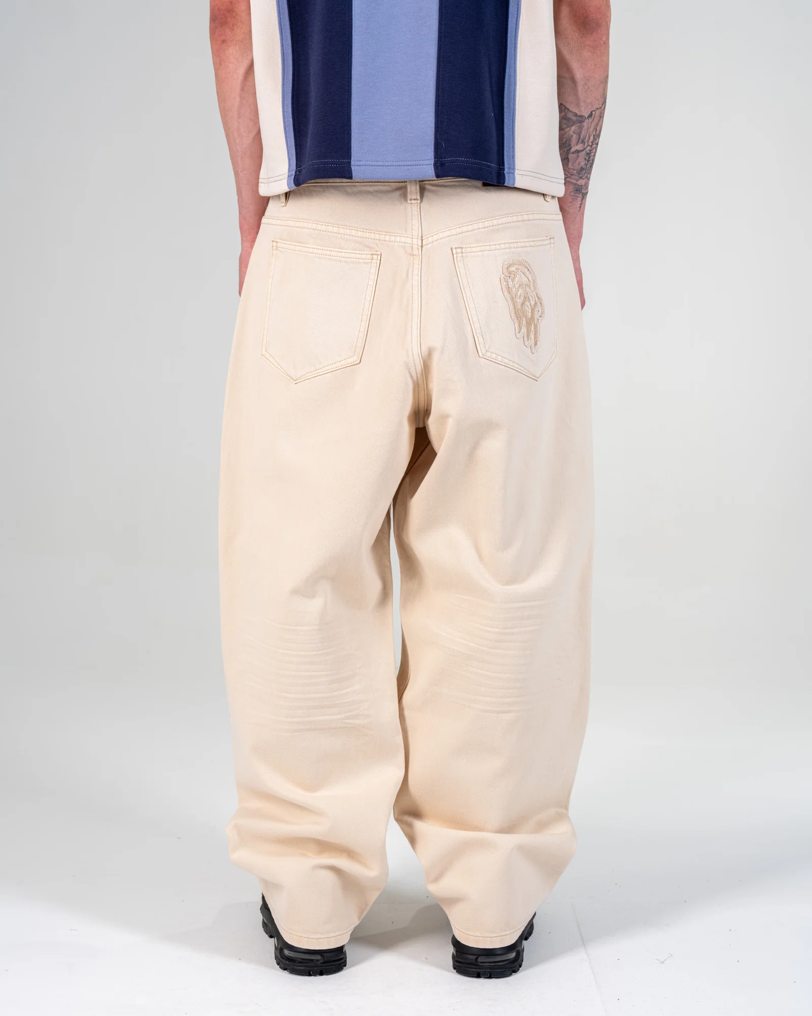 BAGGY FIT JEANS [BEIGE]