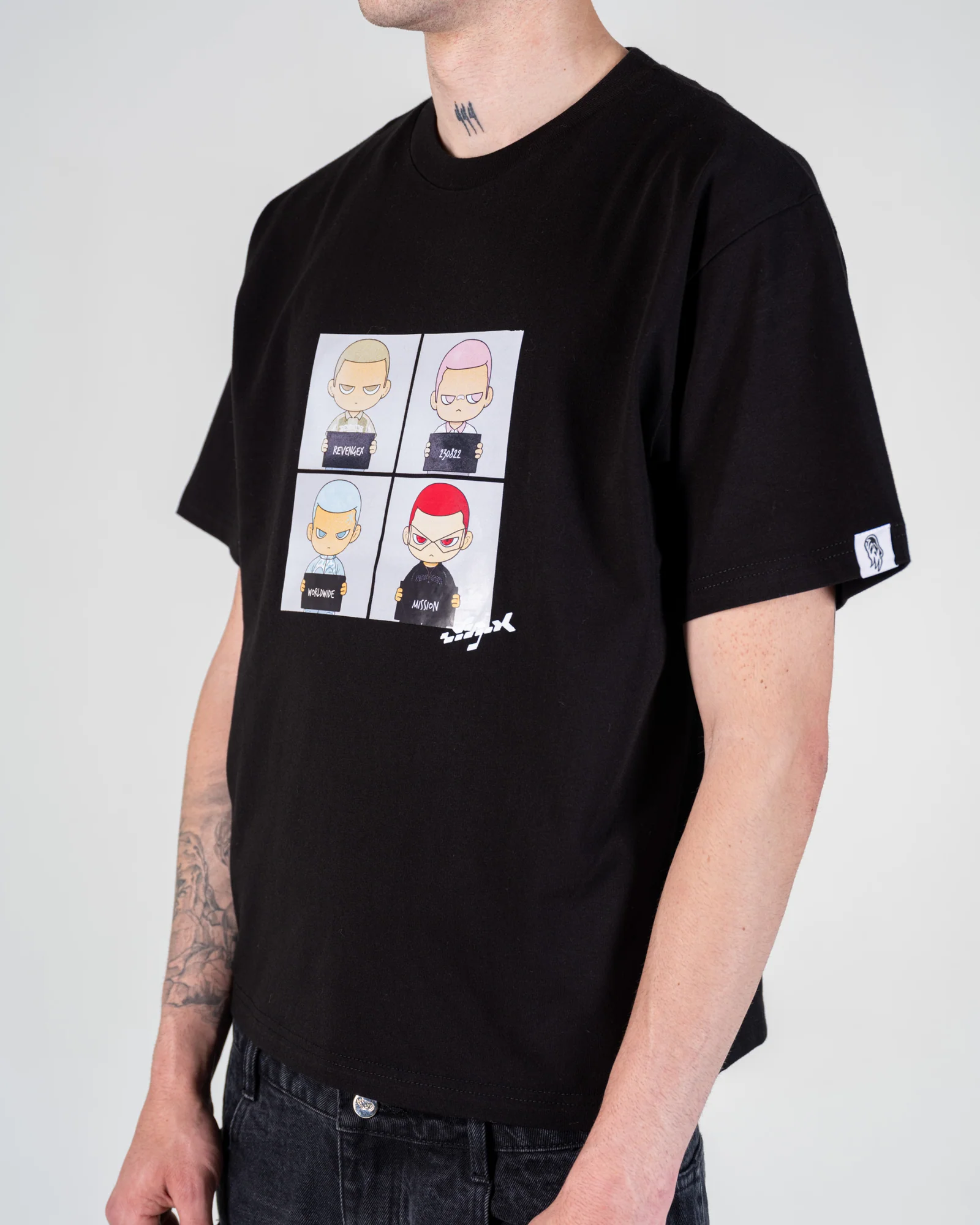 MUGSHOT TEE [BLACK]