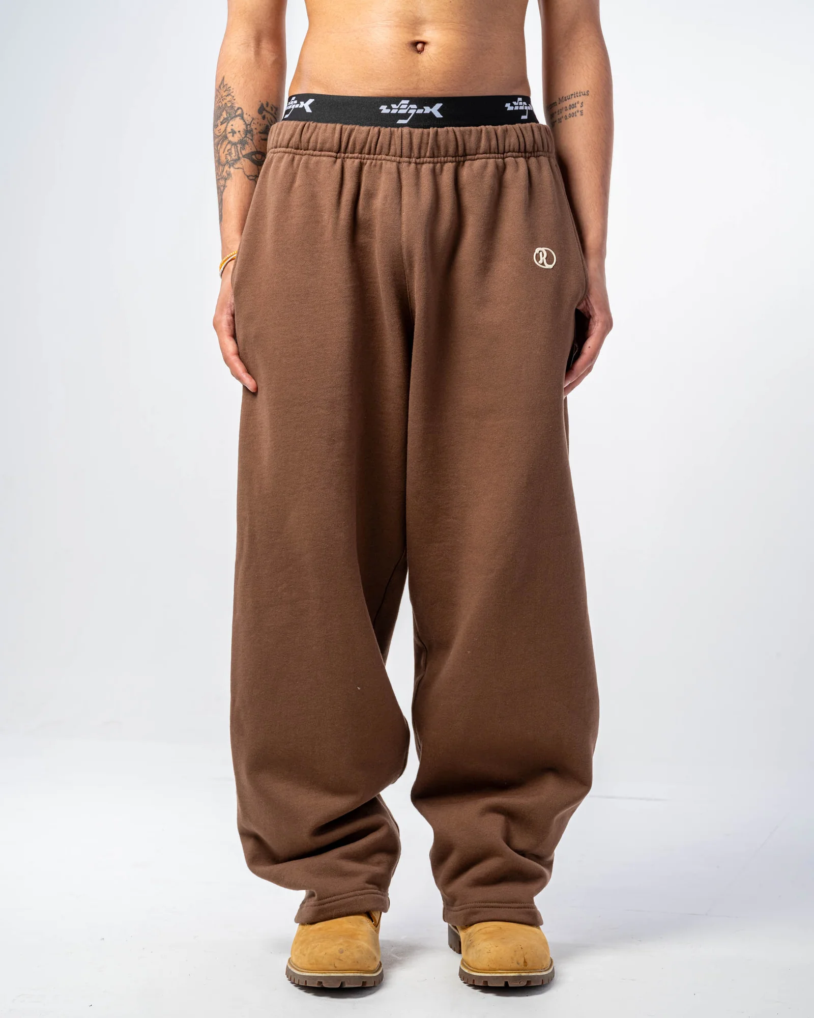 BAGGY JOGGERS PANTS [MOCHA]